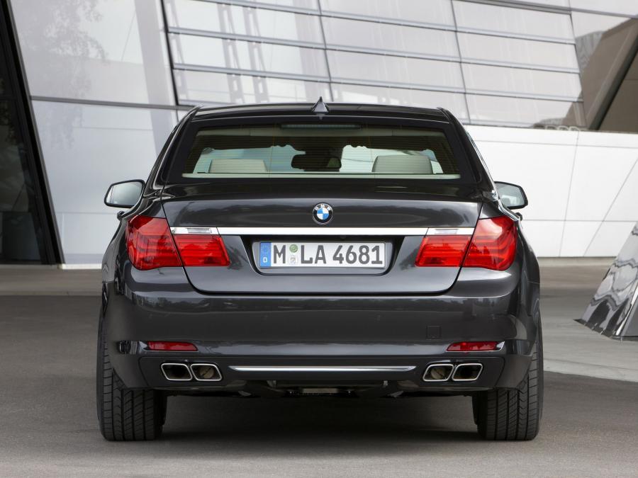  BMW 760Li Security 2009 года  (фото 11 из 16)